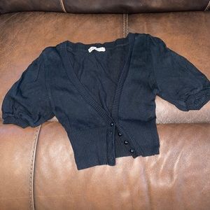 Black shrug cropped short sleeved sweater